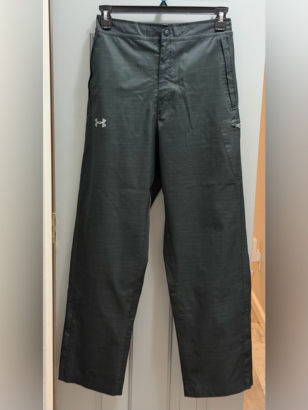 Under Armour Pants Men's Sz 27” Waist UA Storm Cold Gear 1248595-001 Black Rain